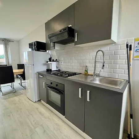 Domaine Des 5 Roses - Rose Sombre