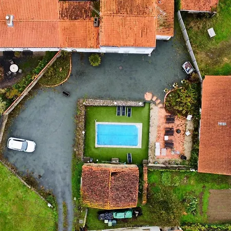 Domaine Des 5 Roses - Rose Sombre Apartman