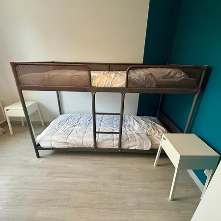 Domaine Des 5 Roses - Rose Sombre Apartman *